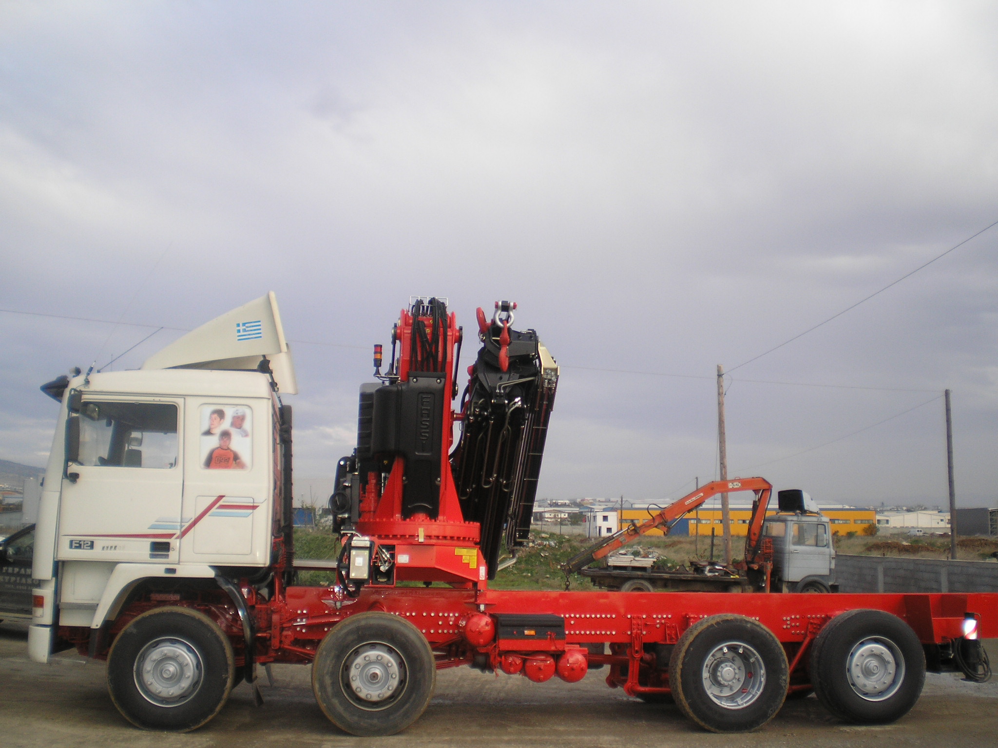 :::ΤΟΠΟΘΕΤΗΣΗ FASSI 950 AXP A28 ΣΕ VOLVO F12::: Γ. ΚΩΝΣΤΑΝΤΑΣ ΚΑΙ ΣΙΑ Ο.Ε.