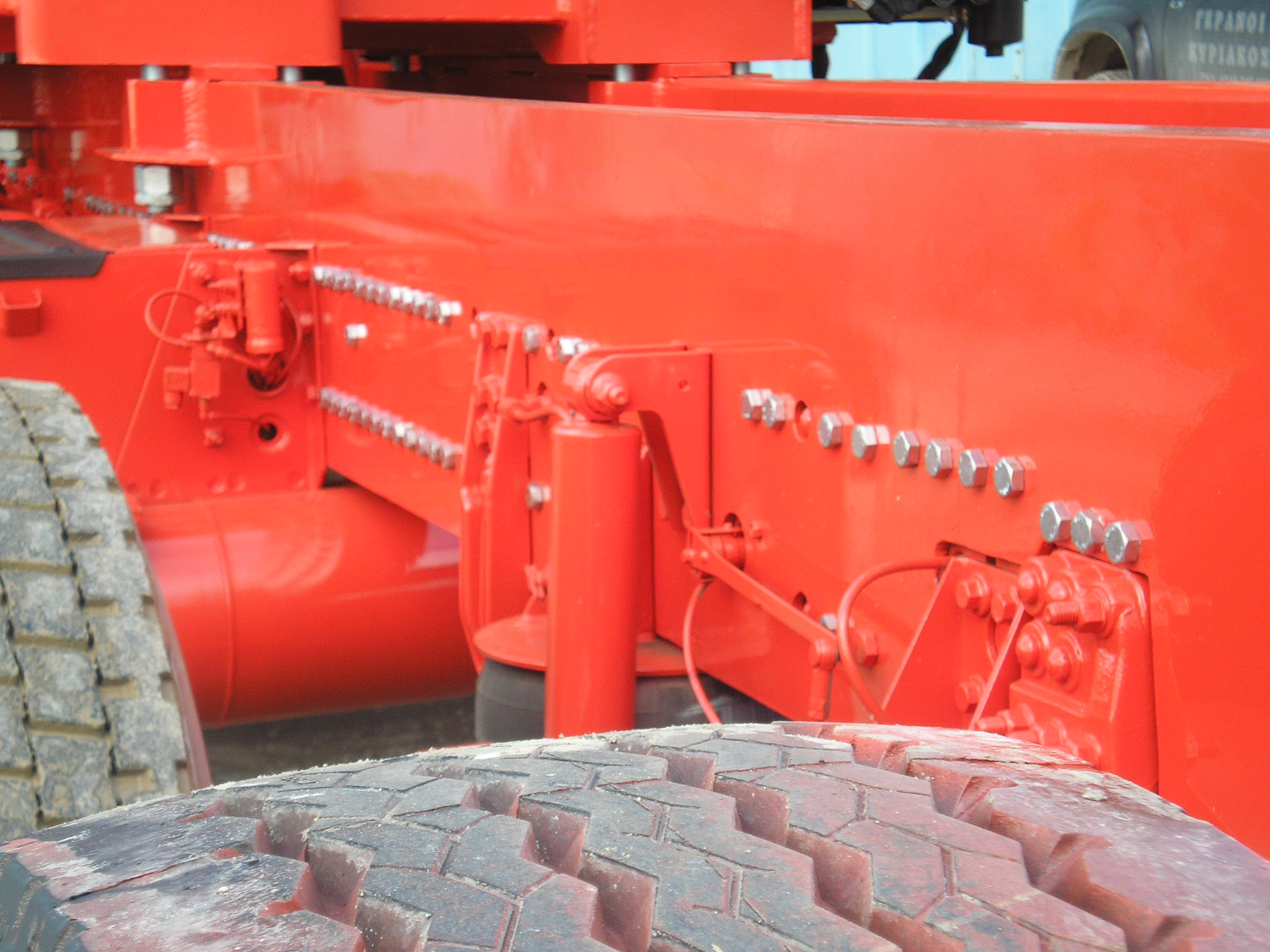 :::ΤΟΠΟΘΕΤΗΣΗ FASSI 950 AXP A28 ΣΕ VOLVO F12::: Γ. ΚΩΝΣΤΑΝΤΑΣ ΚΑΙ ΣΙΑ Ο.Ε.